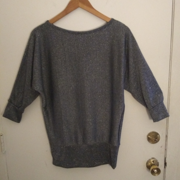 Poof! Sparkly Top - Picture 2 of 6